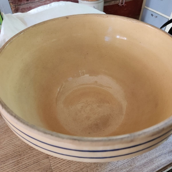 Red Wing bowl - Picture 4 of 6